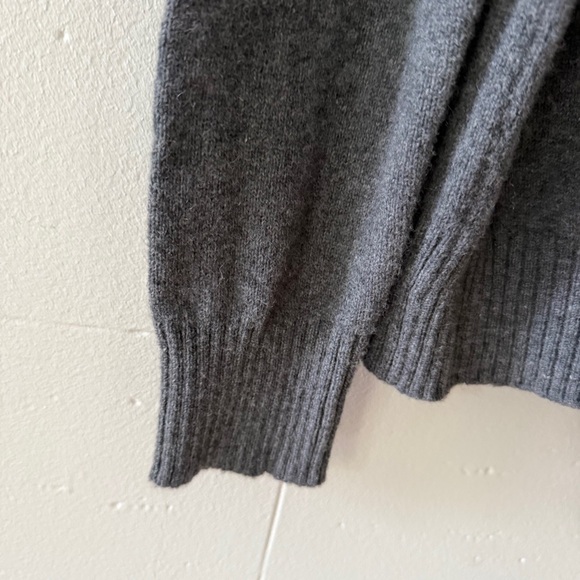 Gap Bear Wool Sweater - Picture 6 of 9